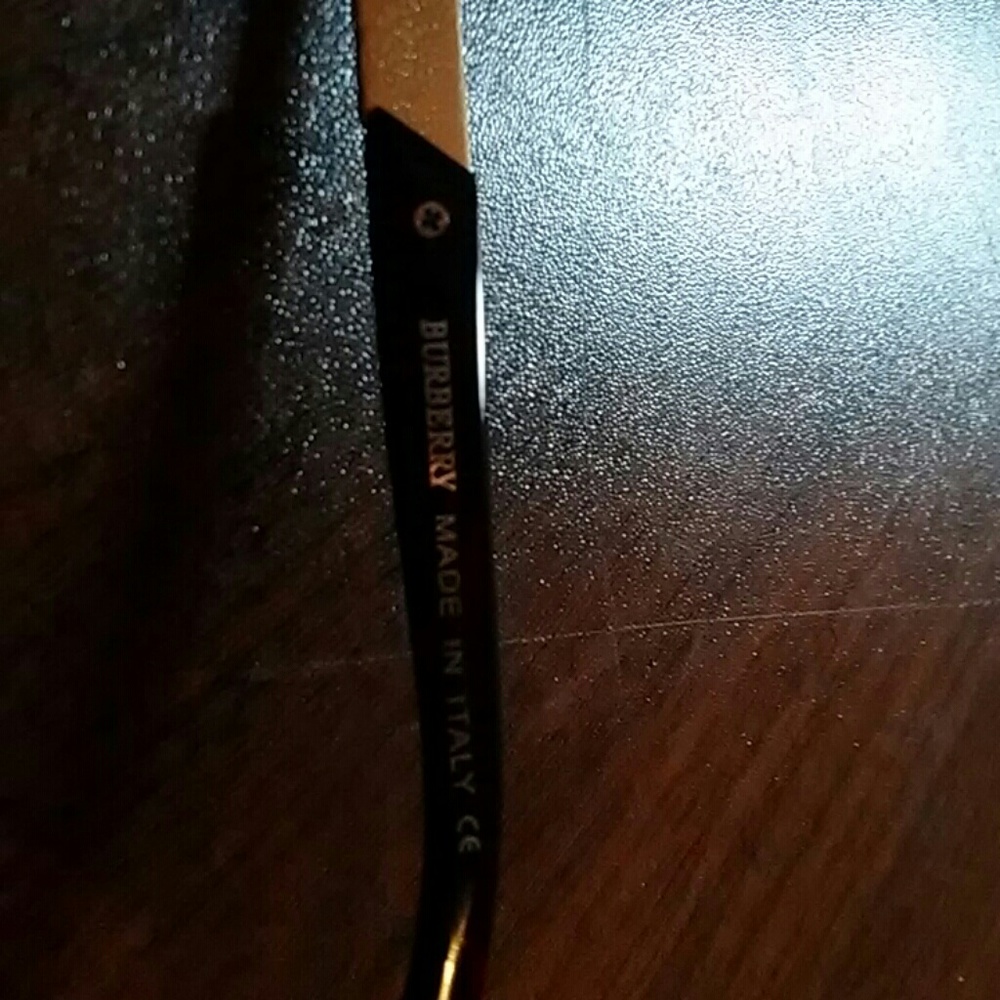 200 - Picture 3 of 3